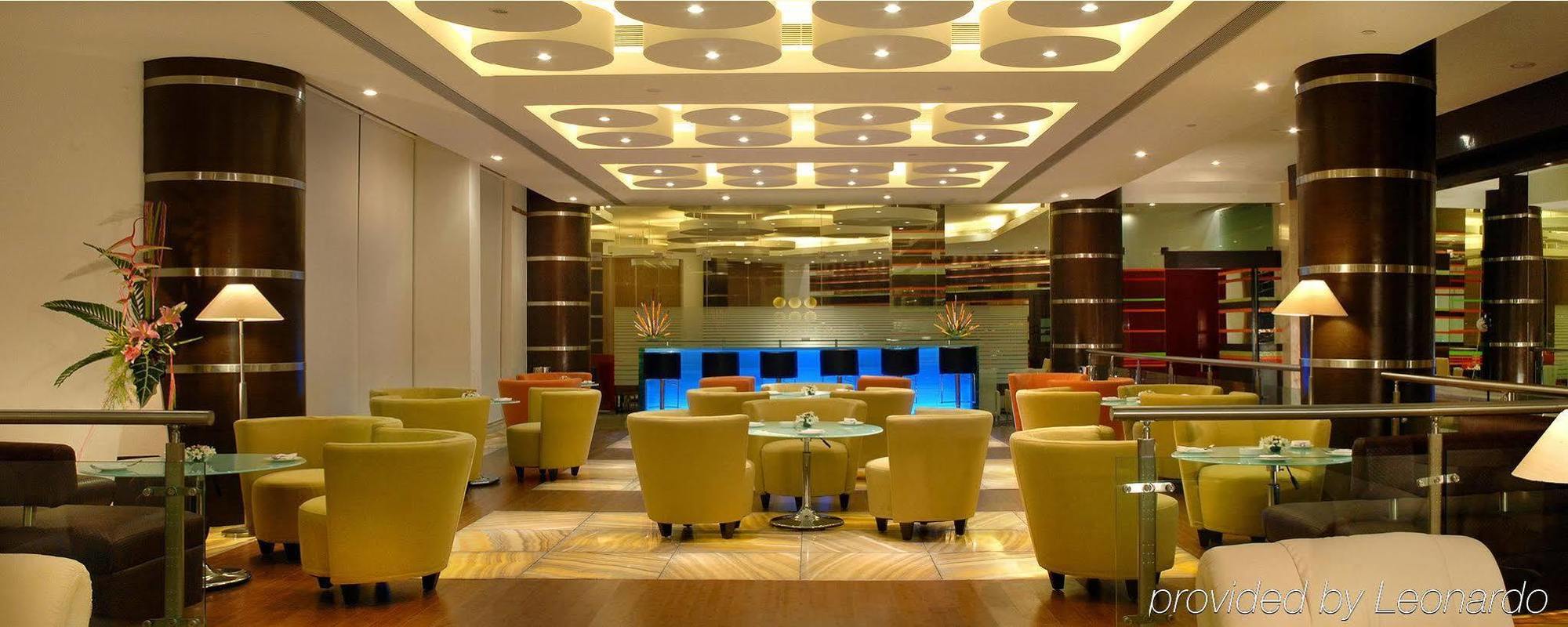 Trinity Hotel Bengaluru Exterior foto